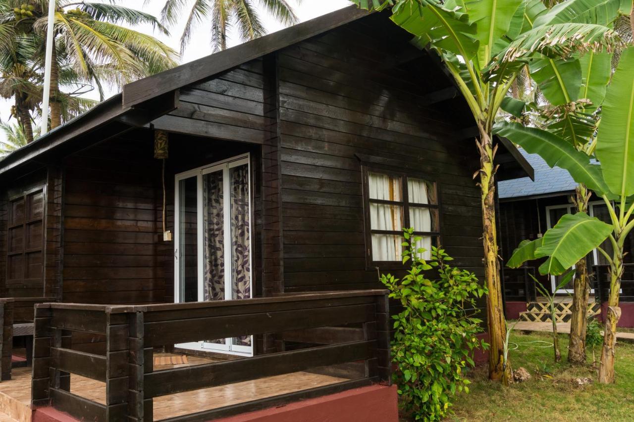 Vista Praia Beach Resort Anjuna Exterior foto