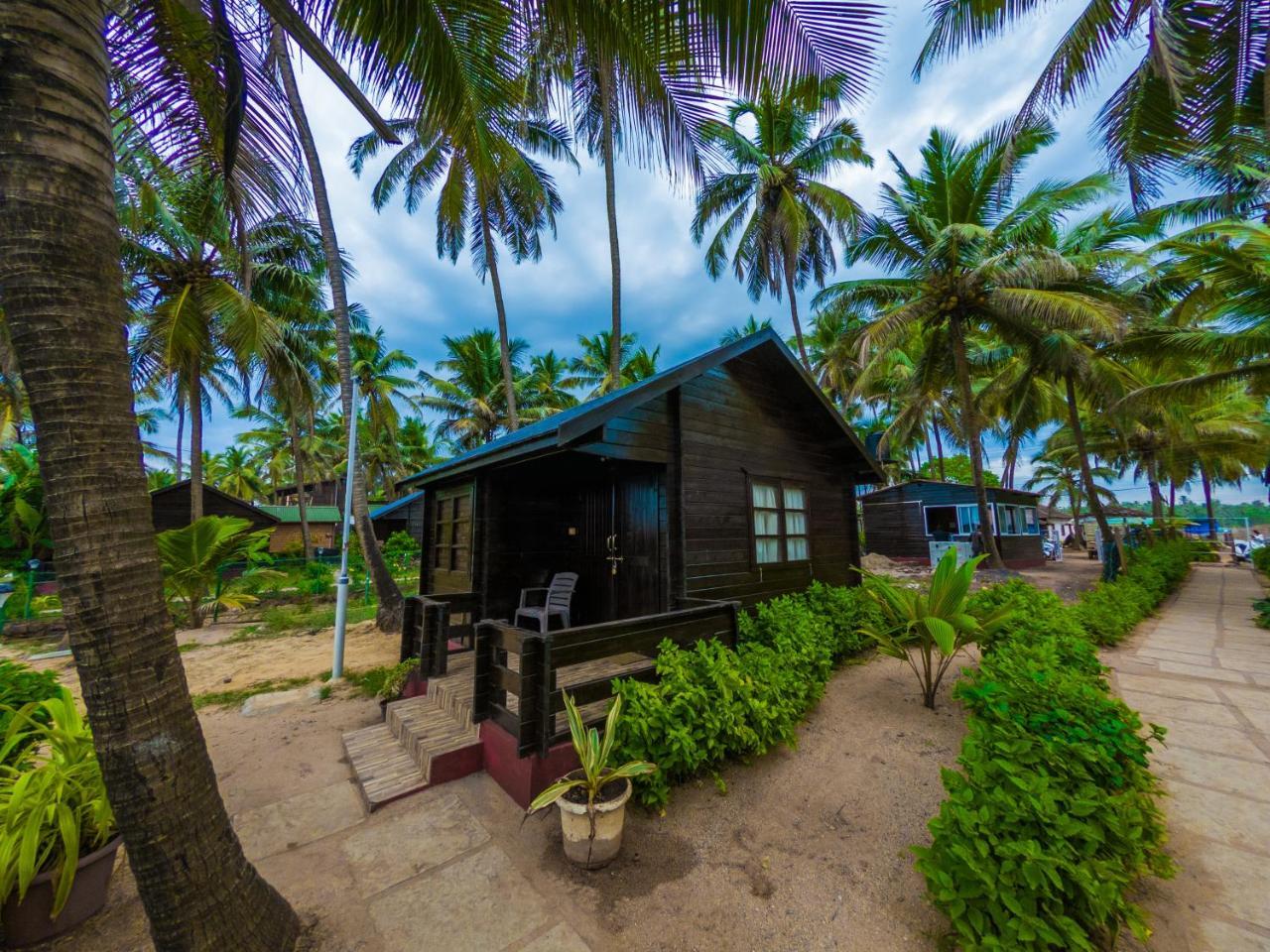 Vista Praia Beach Resort Anjuna Exterior foto