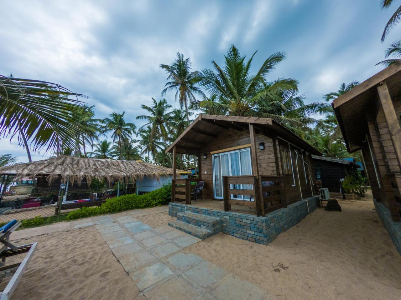 Vista Praia Beach Resort Anjuna Exterior foto